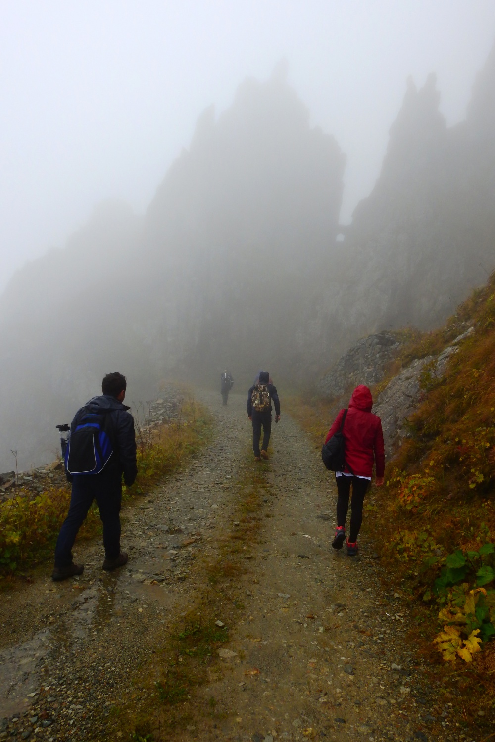 Gümüşhaneli dağcılar dünyanın en tehlikeli yolunda yürüdü 6