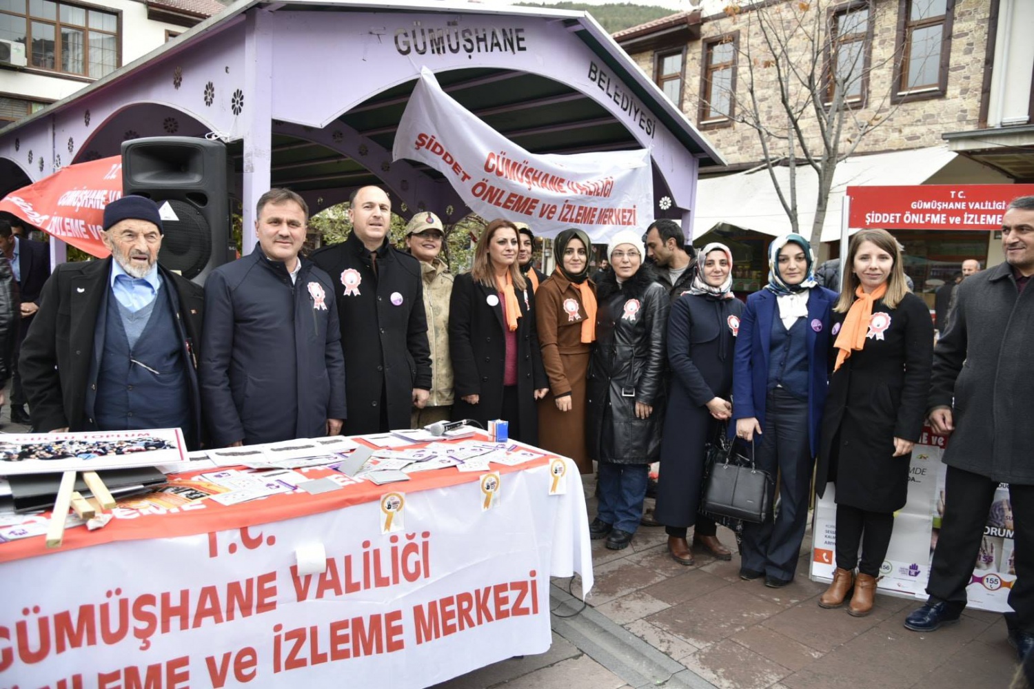 Gümüşhane’de ‘Kadına Şiddet İnsanlığa İhanettir’ yürüyüşü 13