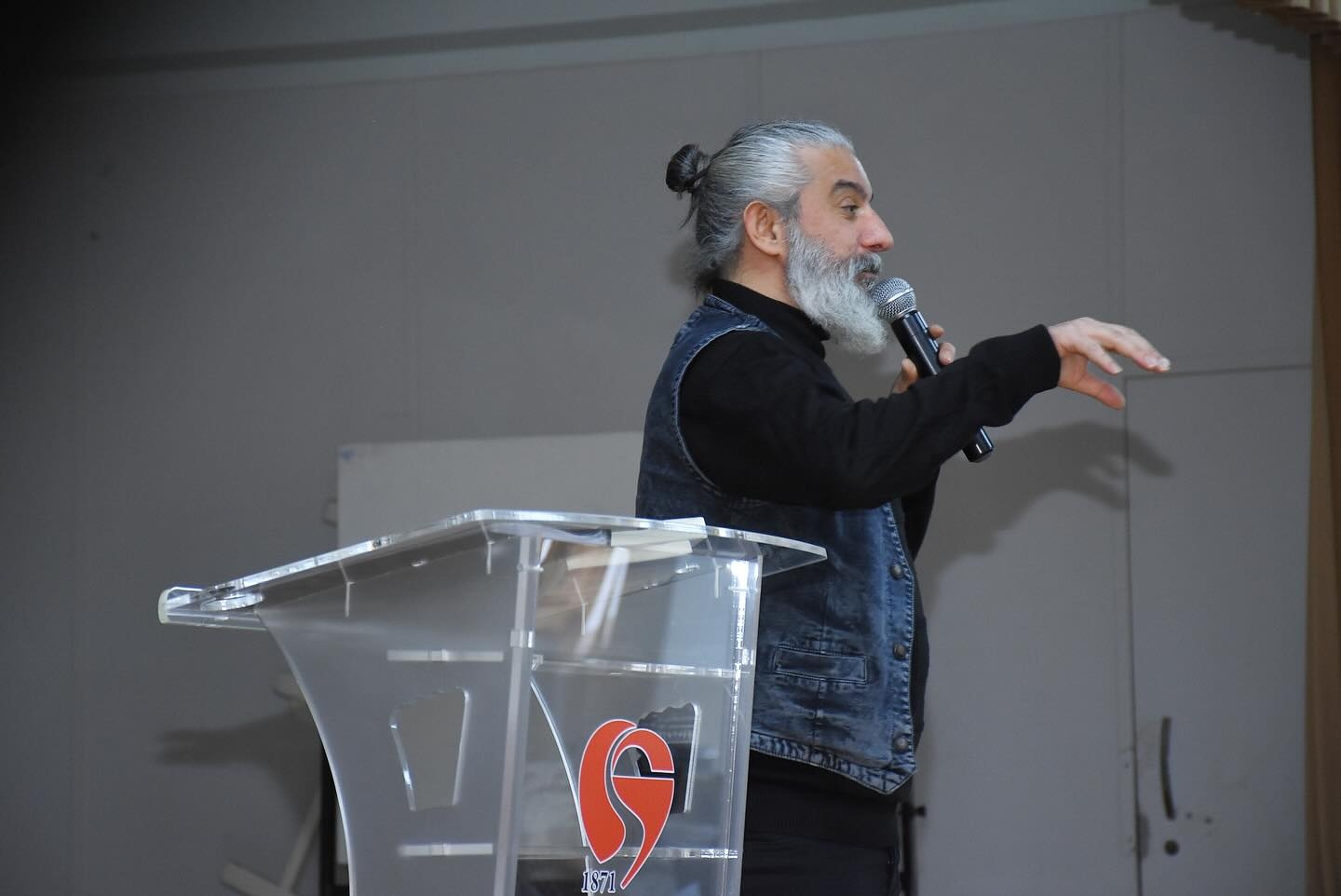 Kitap fuarı yoğun katılımla devam ediyor 2