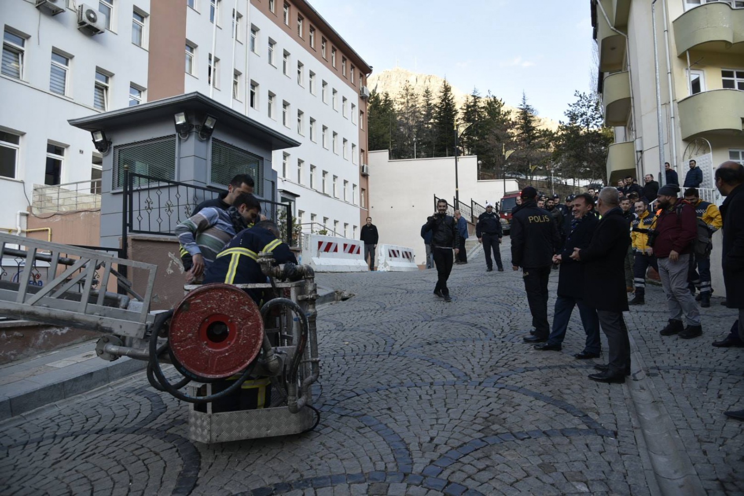 Gümüşhane Emniyetinde yangın eğitimi ve tatbikatı 1