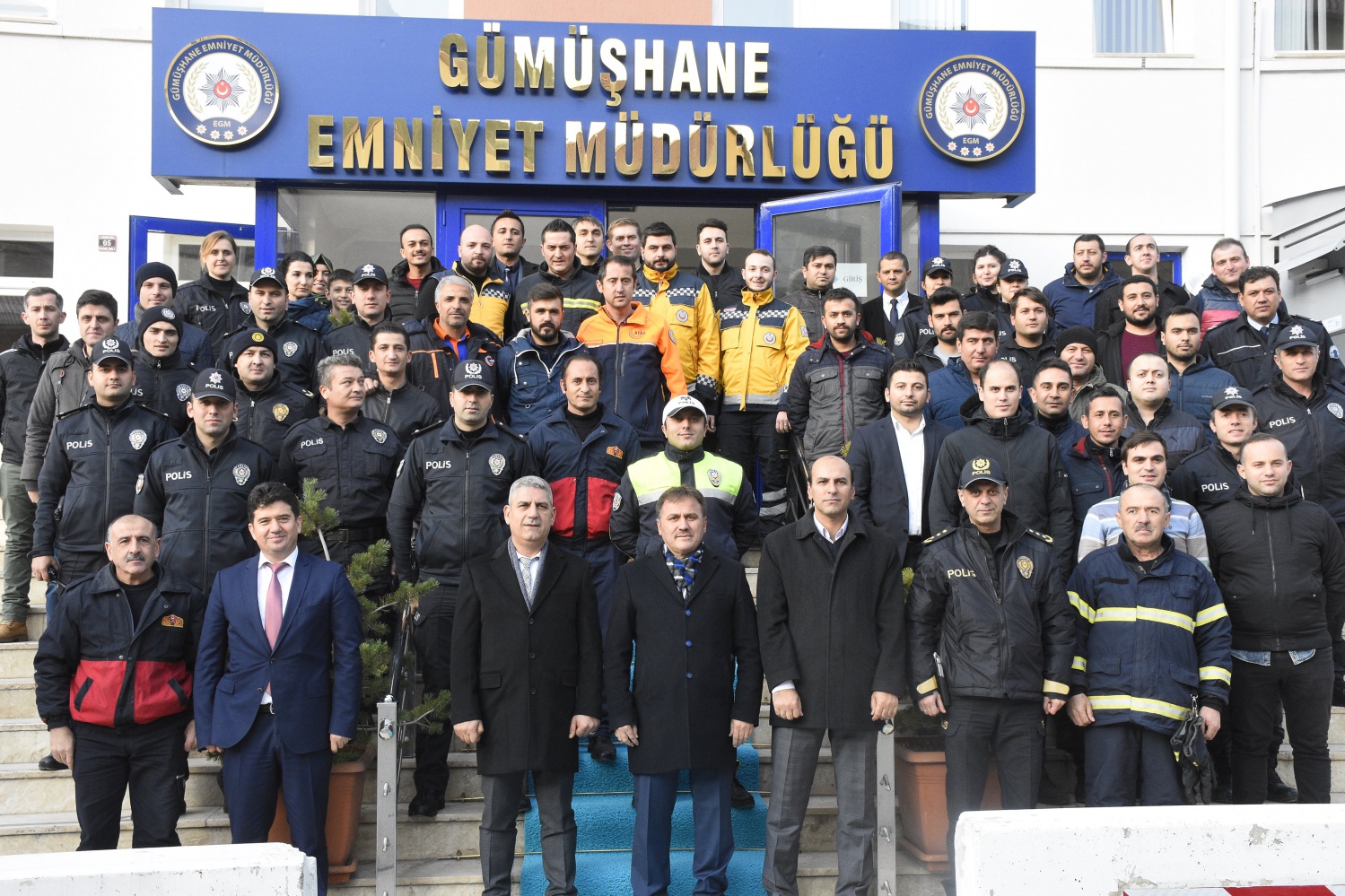 Gümüşhane Emniyetinde yangın eğitimi ve tatbikatı 12