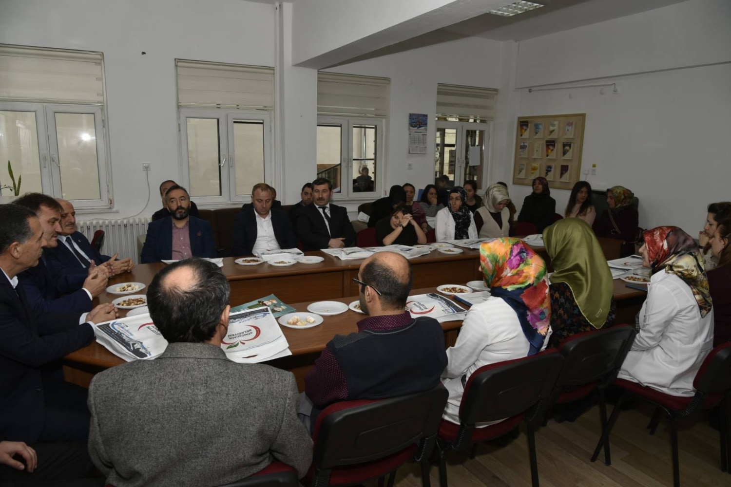 Başkan Çimen okul ziyaretlerini devam ettiriyor 2