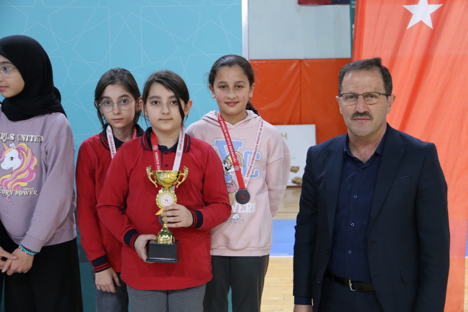 Gümüşhane'de curling heyecanı yaşandı 7