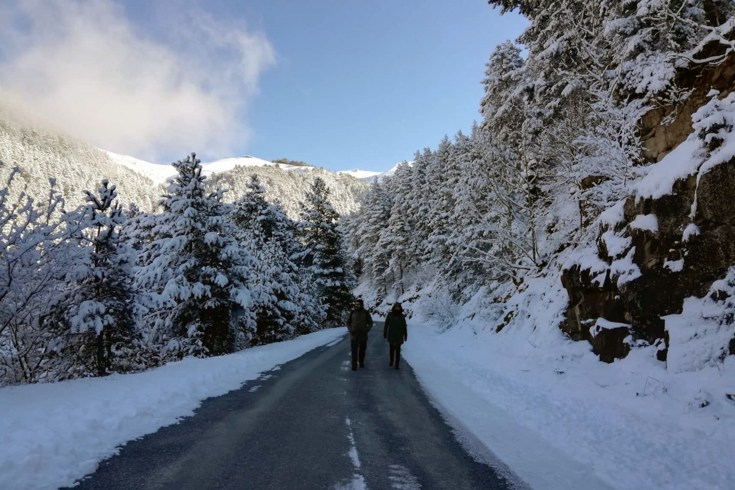 Gümüşhaneli dağcılardan tarihi ipek yolunda beyaz yürüyüş 3