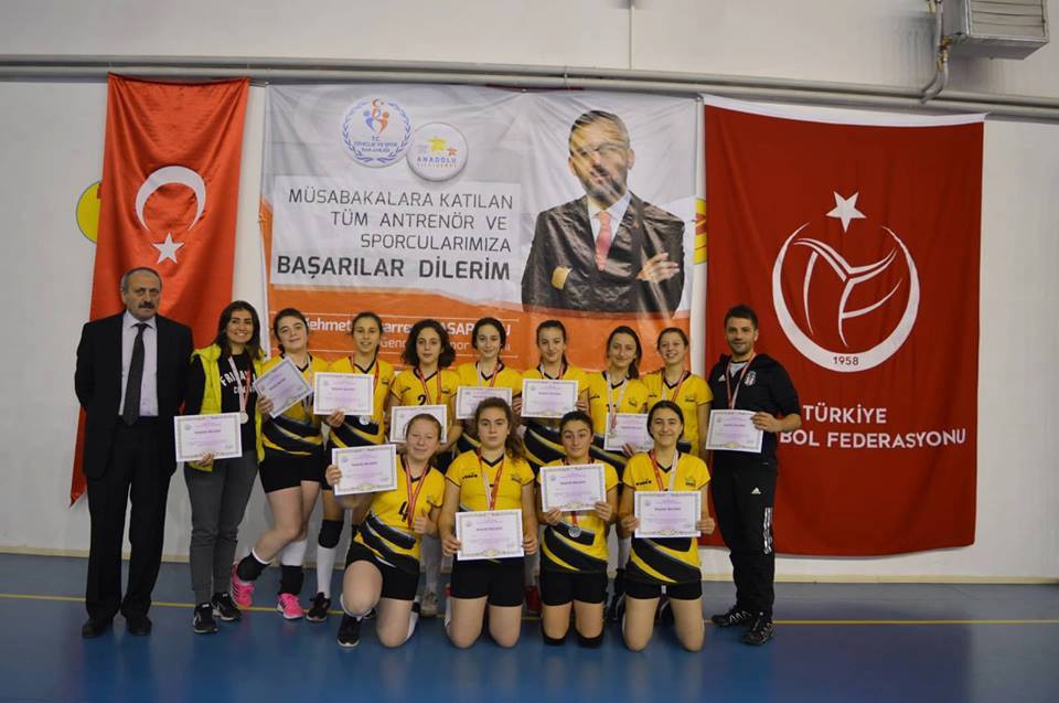 Anadolu Yıldızlar Ligi Voleybol Grup Müsabakaları Sona Erdi 7