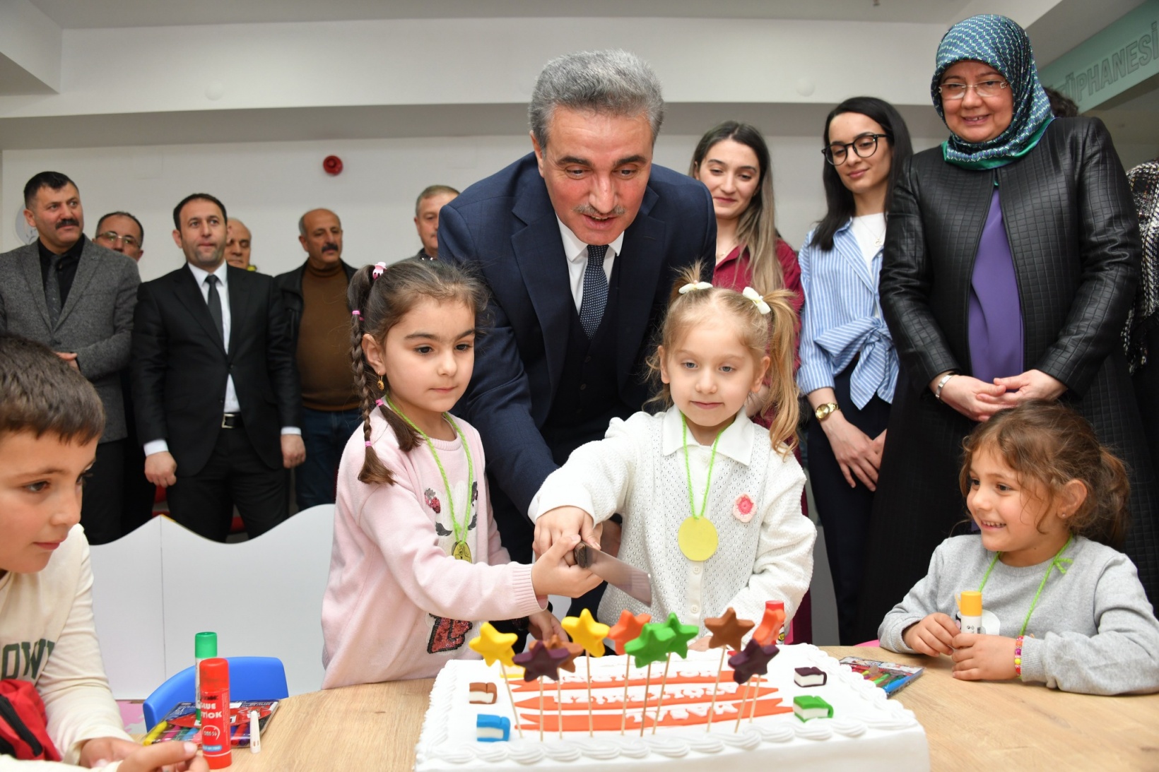 Minikler için Masal Atölyesi açıldı 3