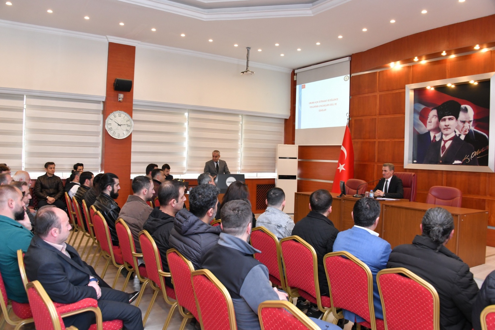 Vali Baruş, kafe sahiplerini uyardı 3