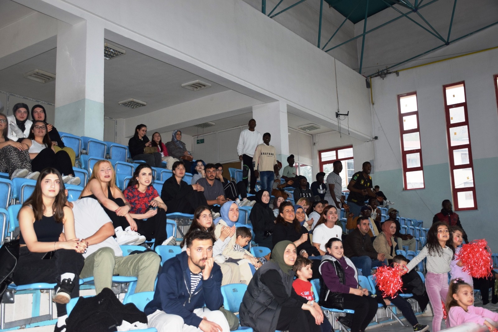 Nefes kesen finalin galibi Gümüş Kanatlar oldu 2