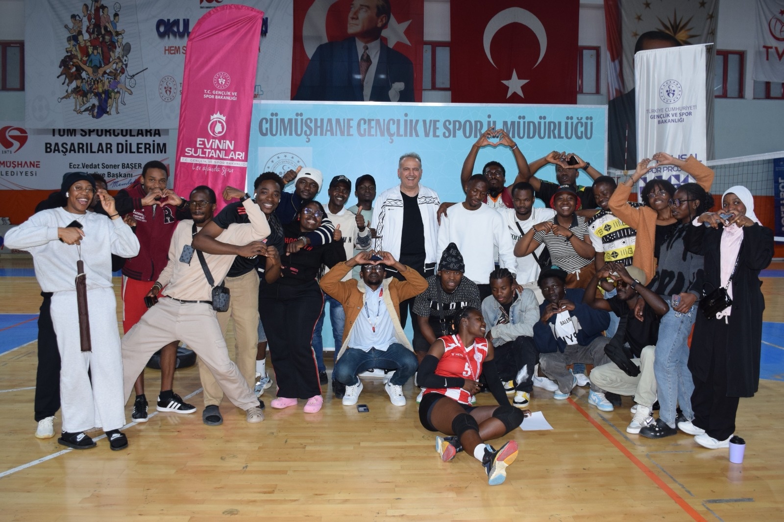 Nefes kesen finalin galibi Gümüş Kanatlar oldu 8