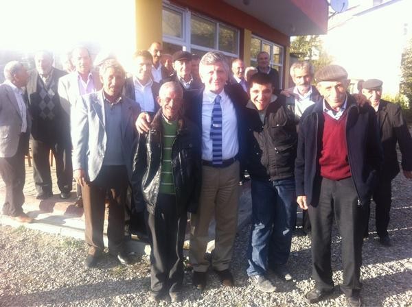 Milletvekili Aydın, Kurban Bayramında Sıkılmadık El, Çalınmadık Kapı Bırakmadı 4