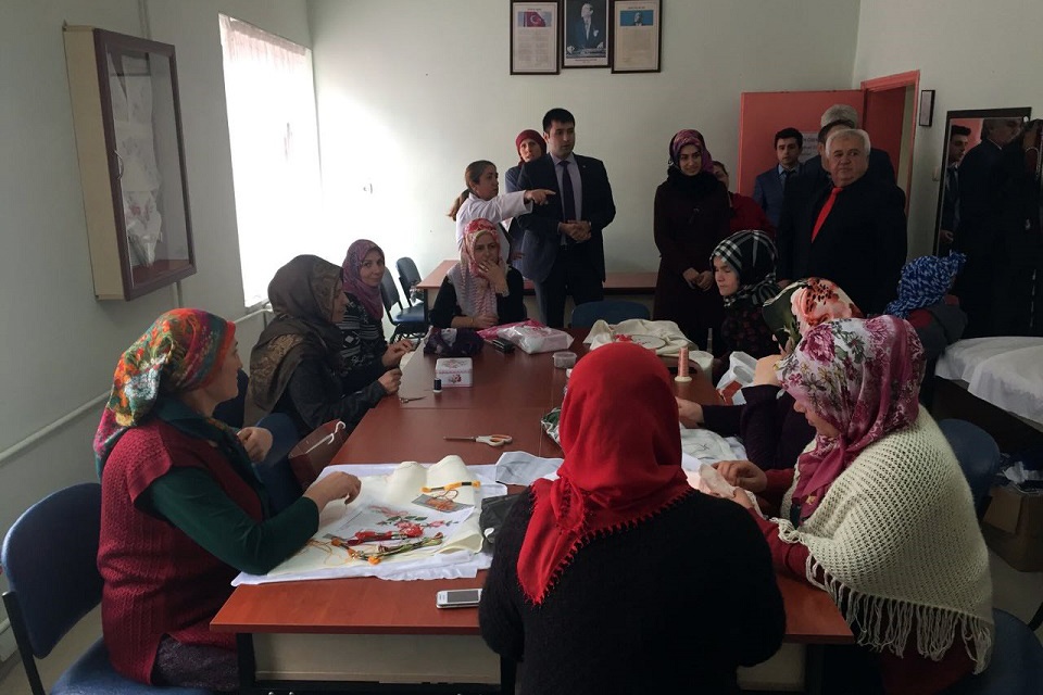 Torul’da kursiyerler belgelerini aldı 1