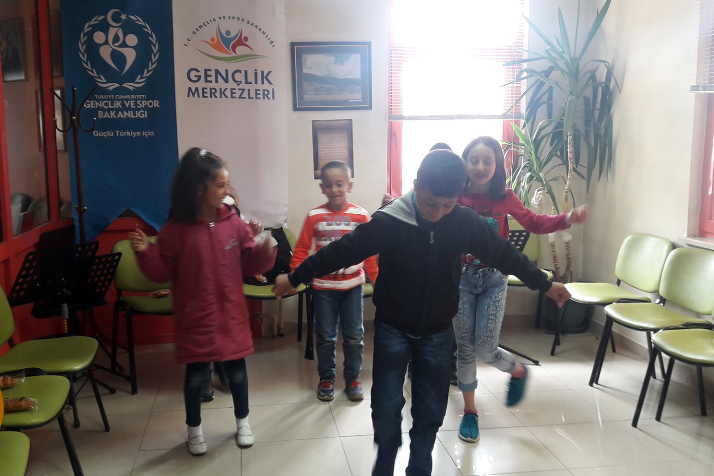 Yuvacık Köyü ‘Merkezim Her Yerde’ projesi ile Gümüşhane Gençlik Merkezinde 7