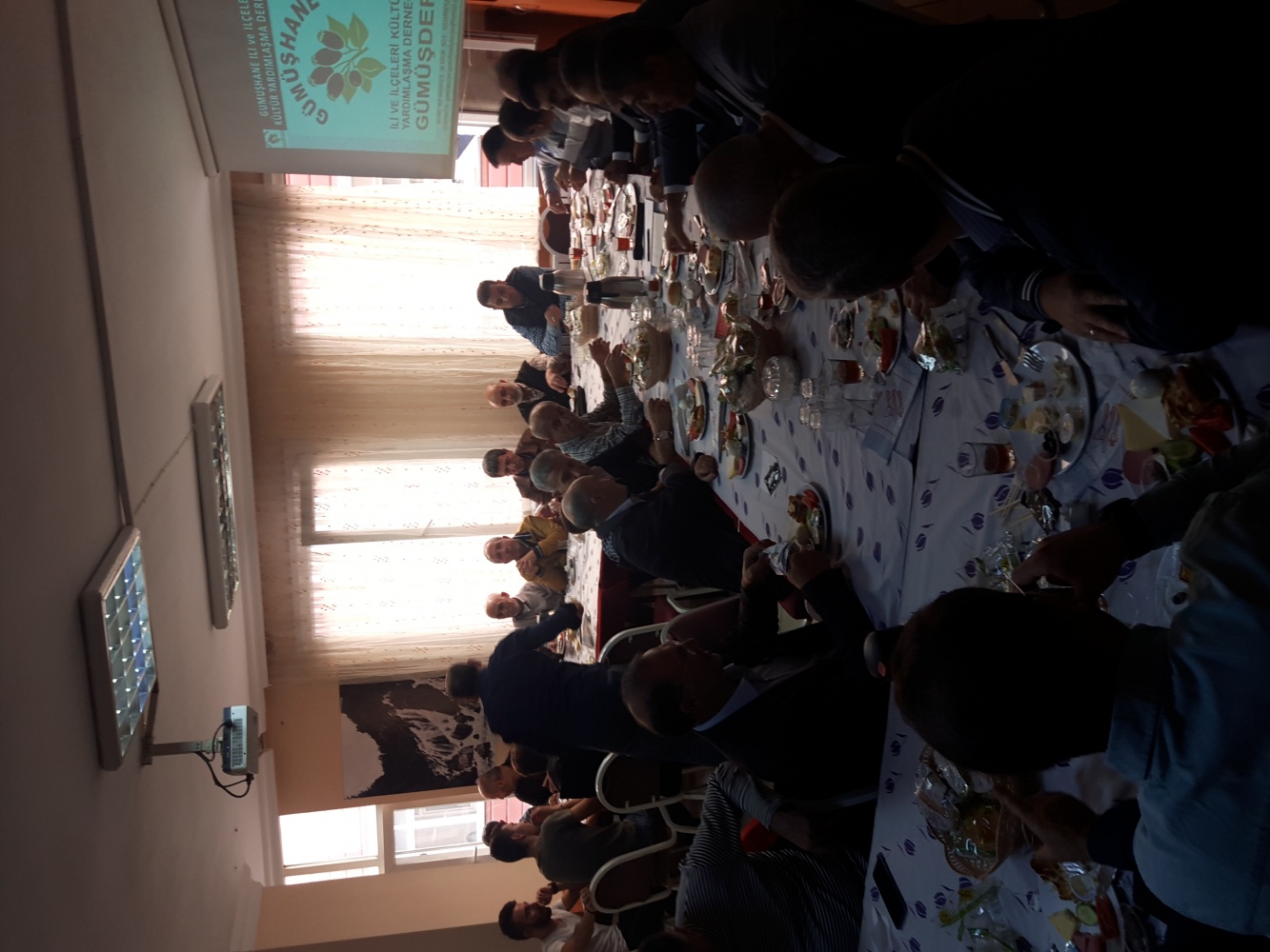 Sultanbeyli Gümüşhaneliler derneği gençler için bir araya geldi 6