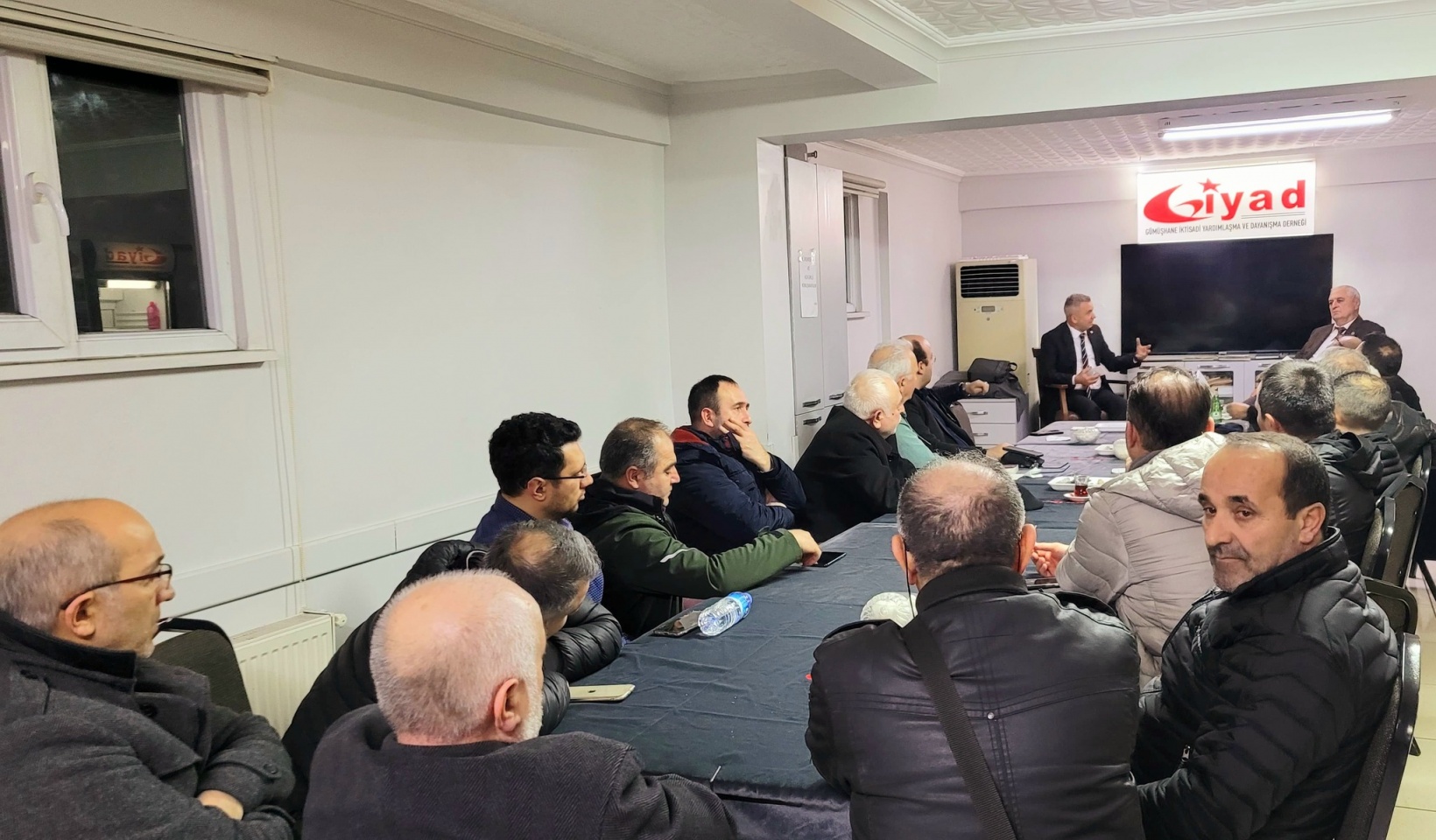 GİYAD’da  “Üniversiteler ve Geleceğimiz” söyleşisi 4