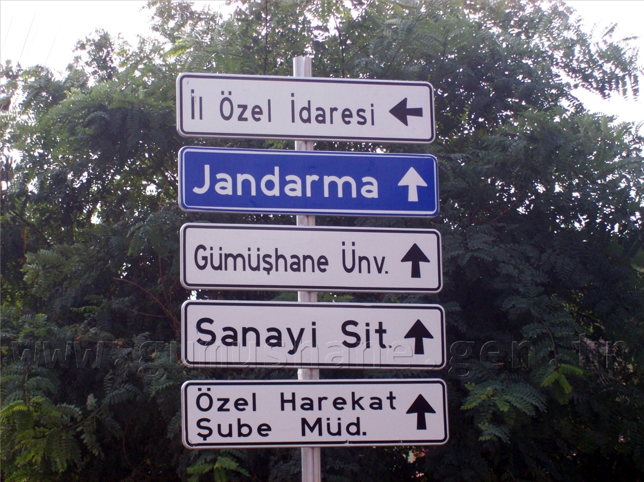 Şehir İçine Yeni Yön Levhaları Dikildi 4