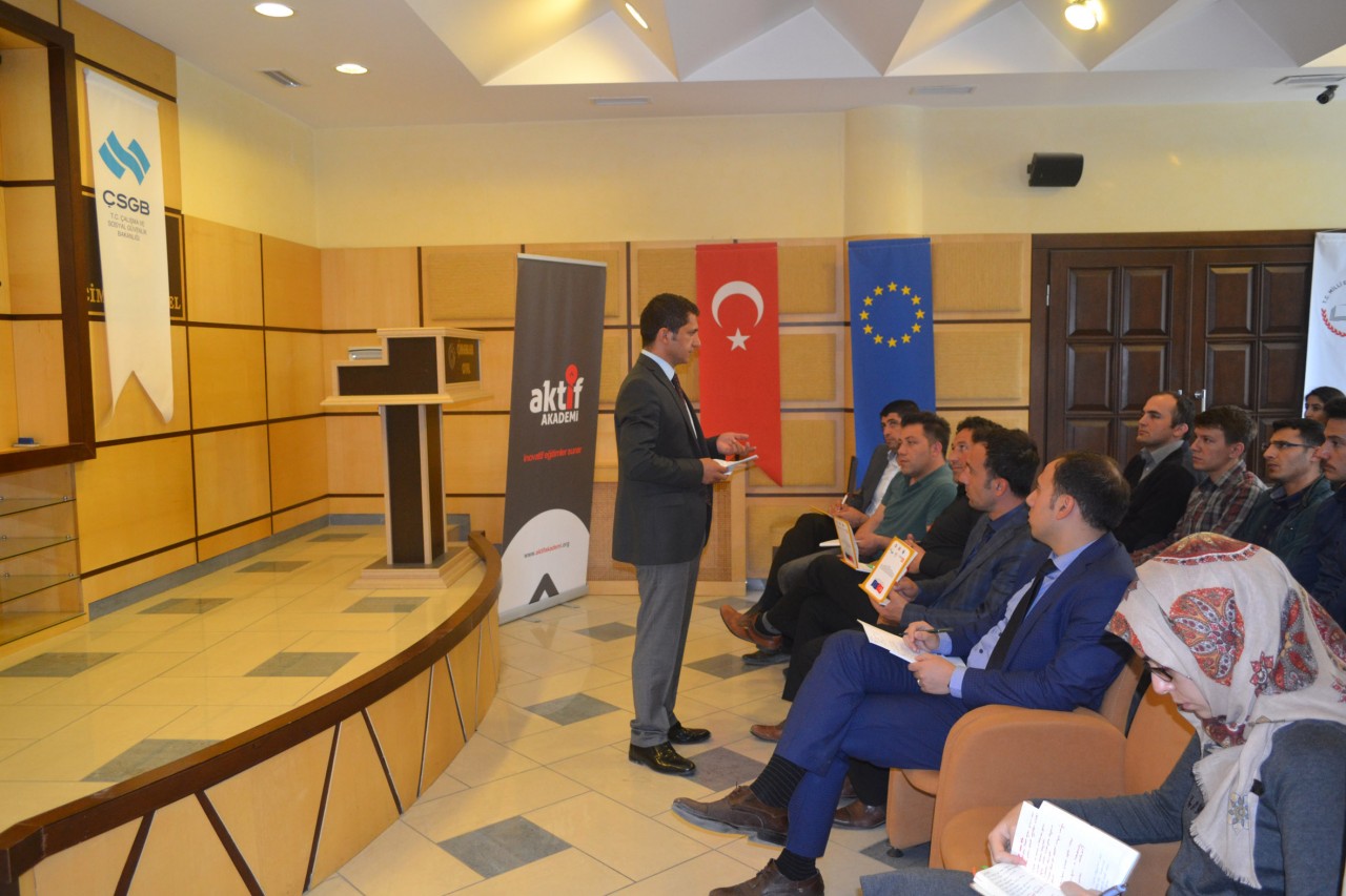 Kızlarımız okullaşıyor projesi 1