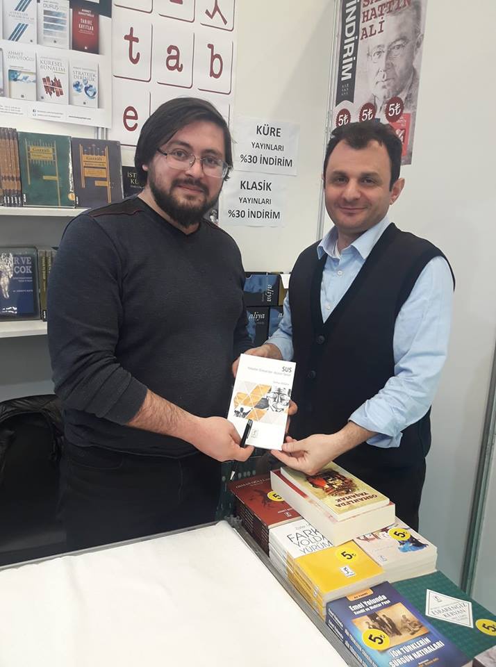 ‘SUS’ Ankara kitap fuarındaydı 1