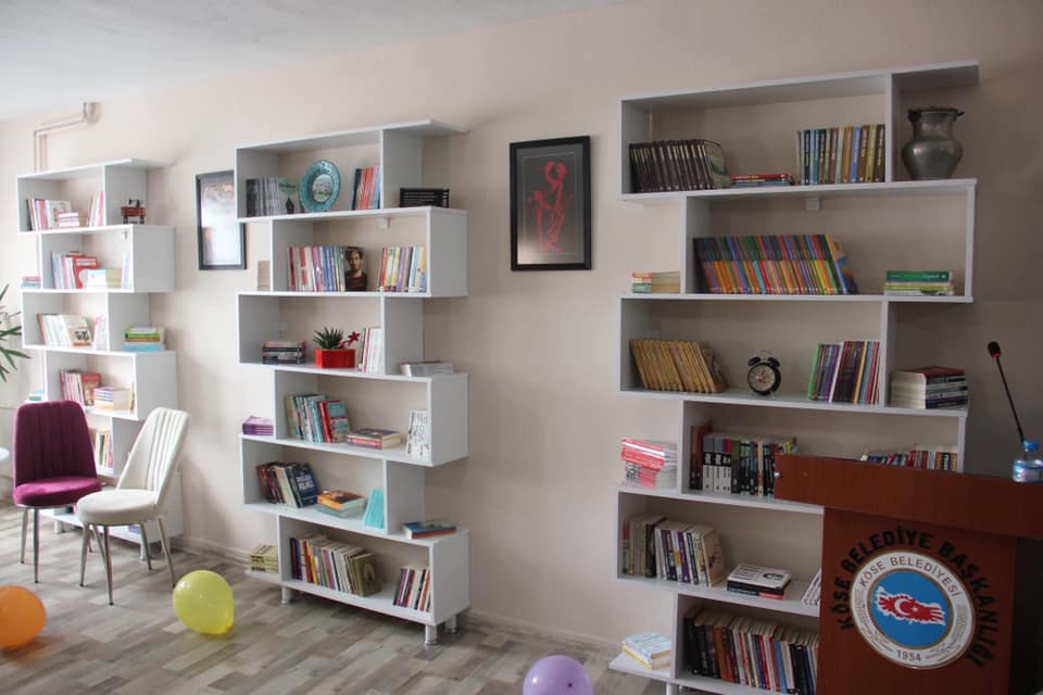Köse Kitap Kafe açıldı 12
