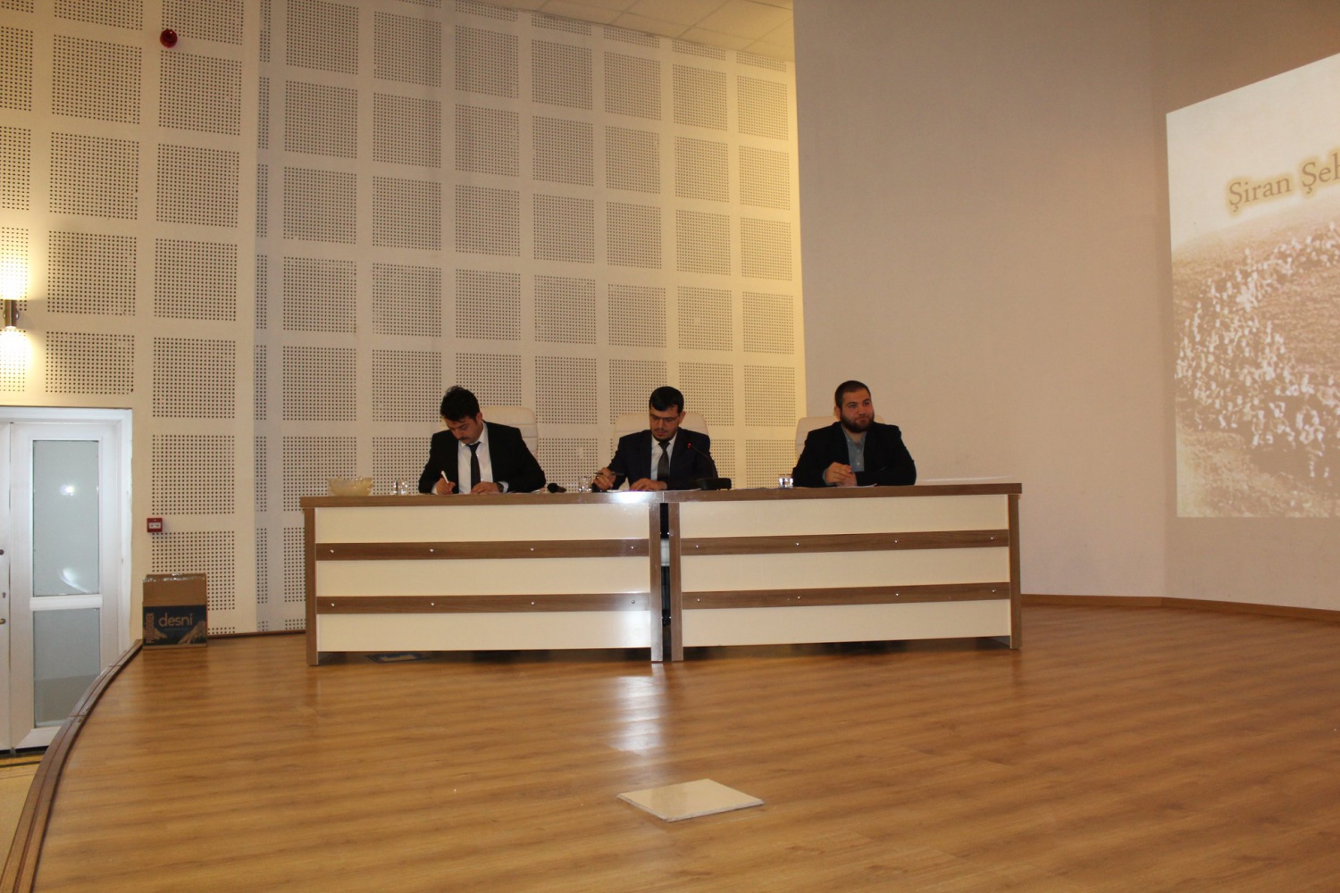 Şiran’da liseler arası Çanakkale şehitlerine şiirini ezbere okuma yarışması yapıldı 8