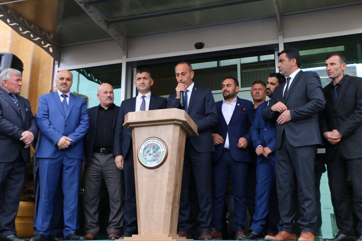 Başkan Özel, mazbatayı Aldı 1