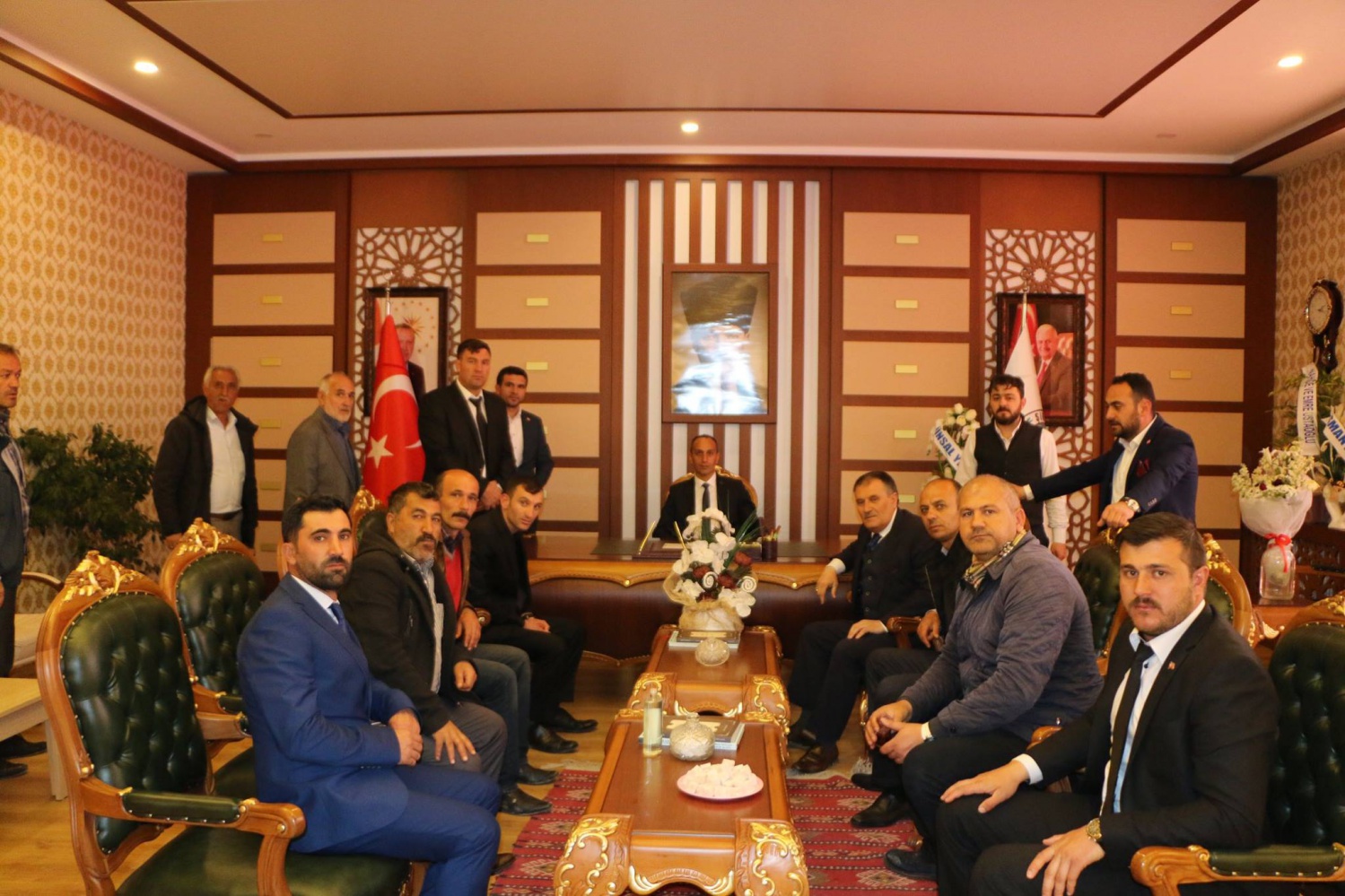 Başkan Özel, mazbatayı Aldı 6