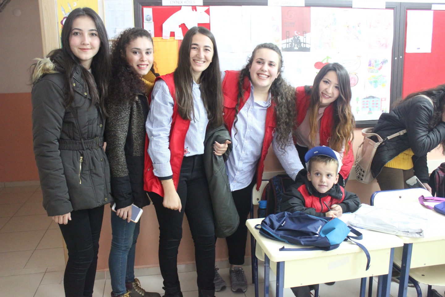 Minik yüreklere sıcak dokunuş 6