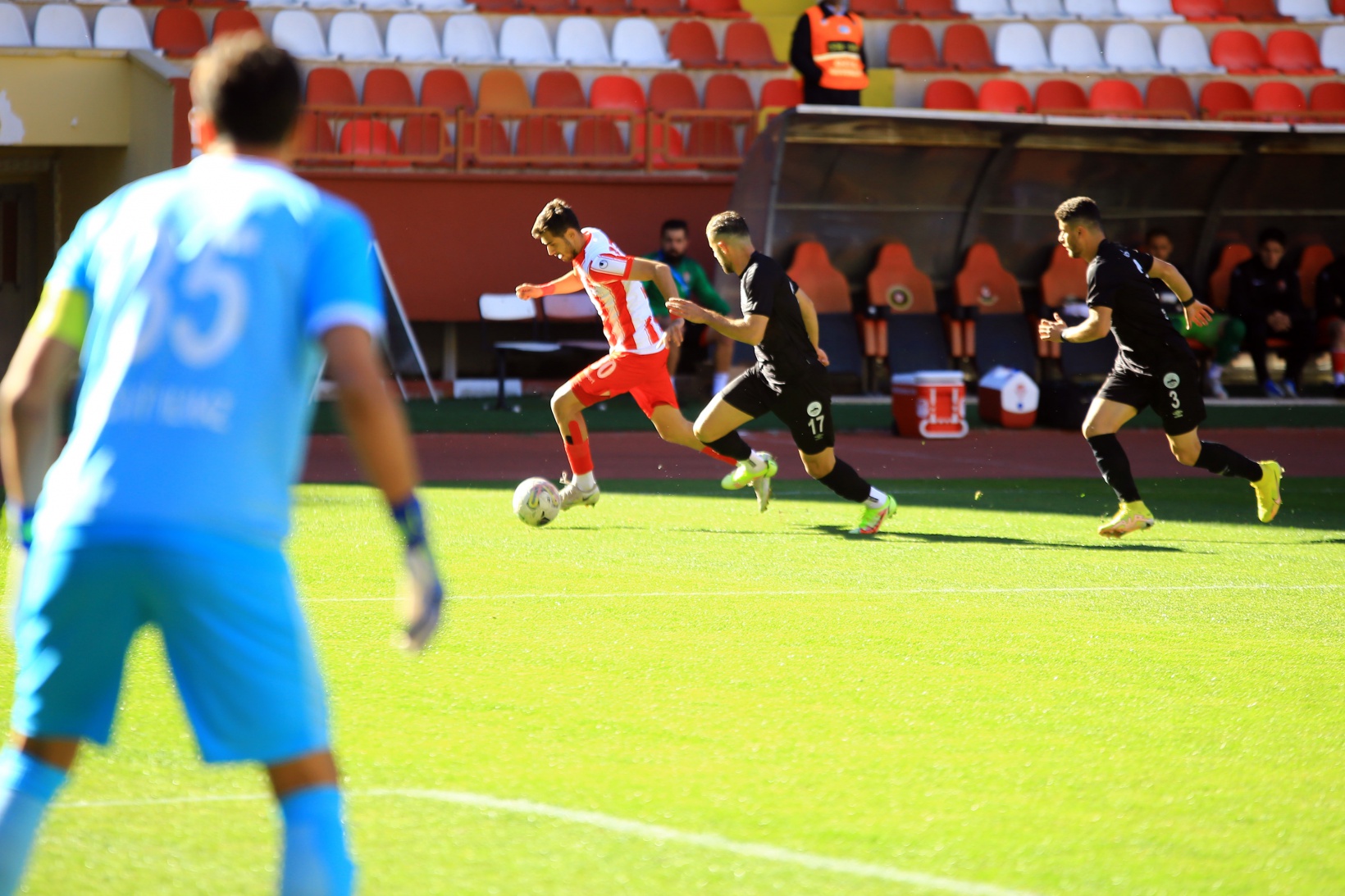 Gümüş sahasında güldü: 1-0 5