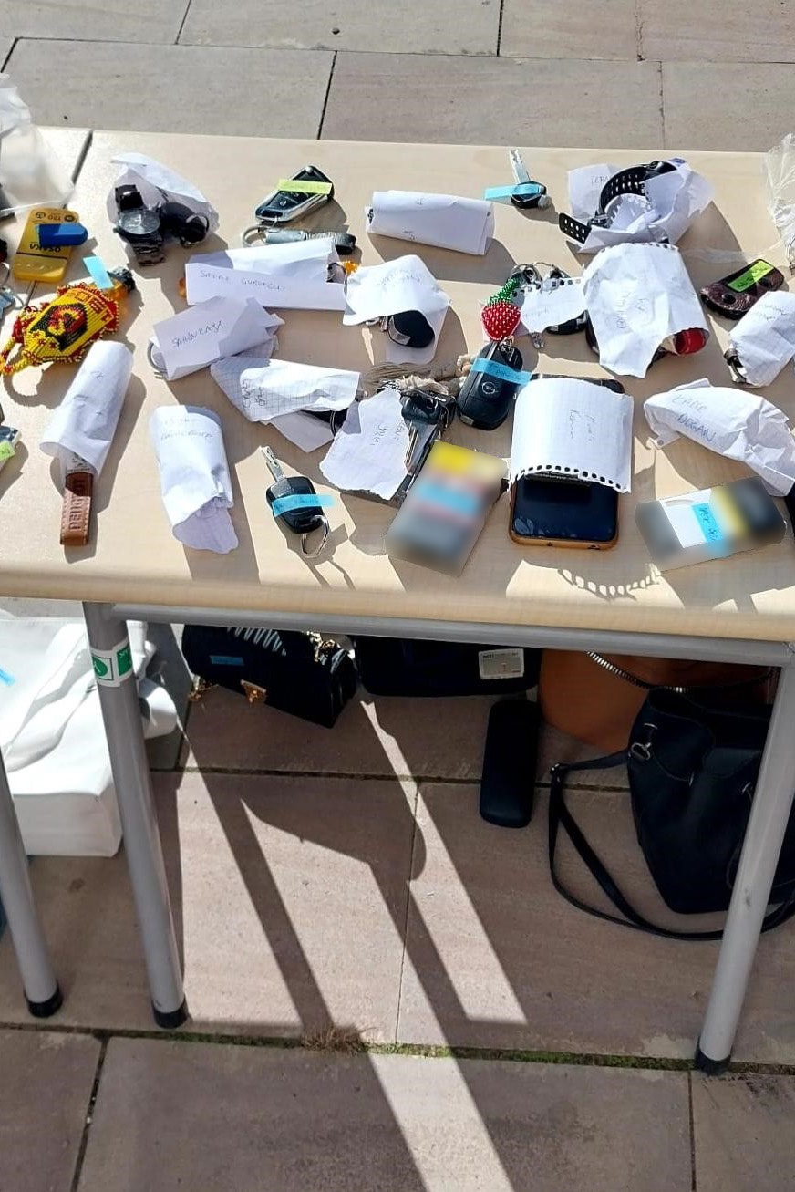 Sınava giren adaylara destek oldular 3