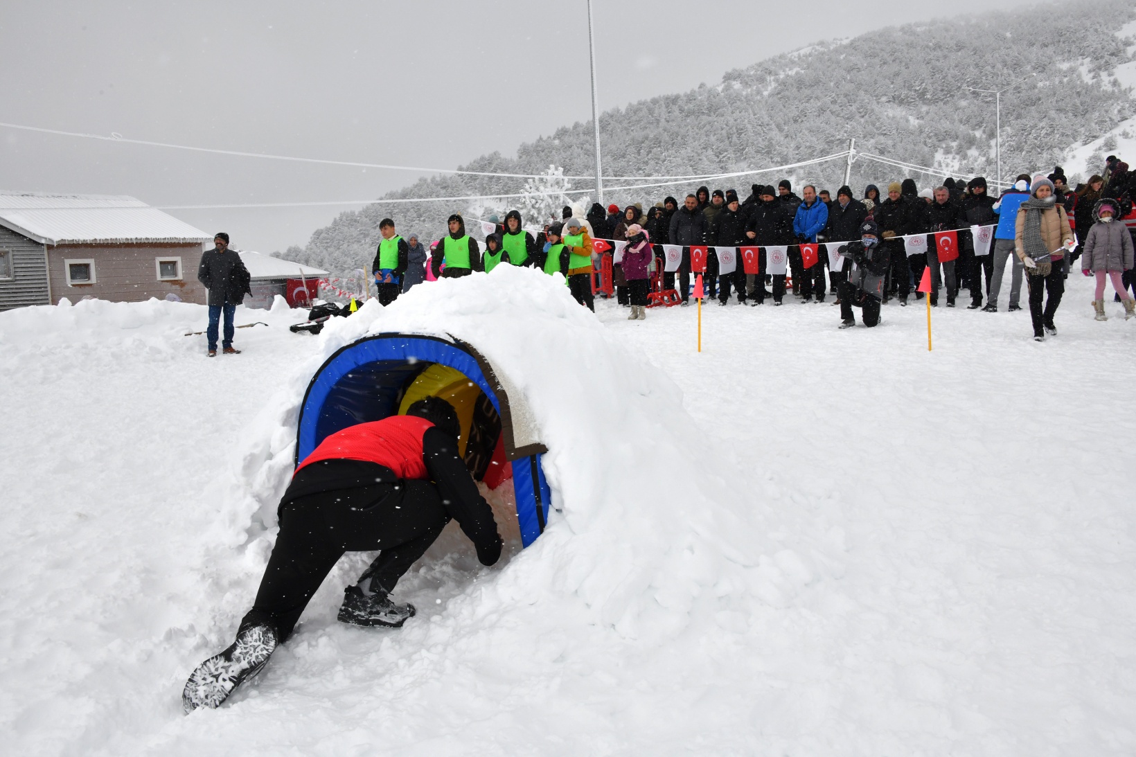 Zigana Dağında 15. Kış Şenliği coşkusu 27