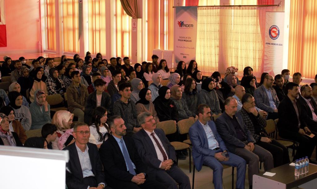 Bir Bilenle Bilge Nesil projesinde ödüller sahiplerini buldu 3