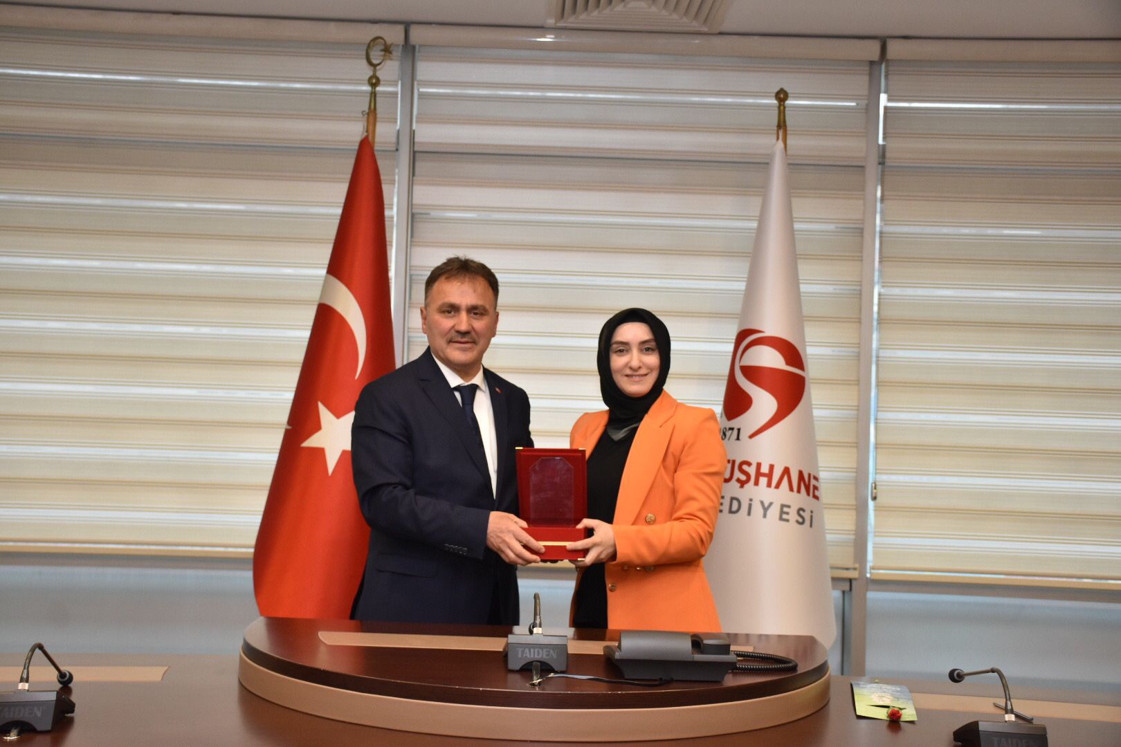 Başkan Çimen’den Belediye Meclis üyelerine teşekkür plaketi 8