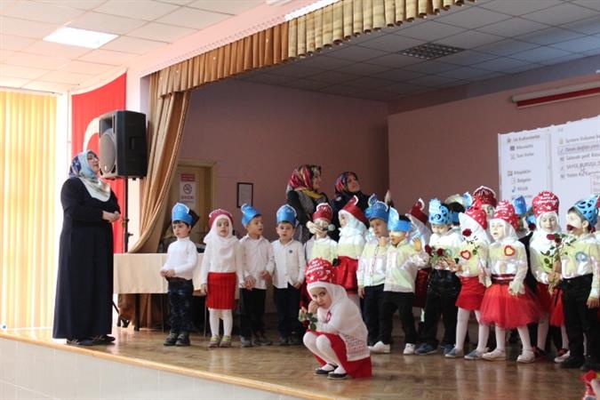 Müftülükten ‘Adalet ve Hakkaniyet Bağlamında Kadın’ programı 5