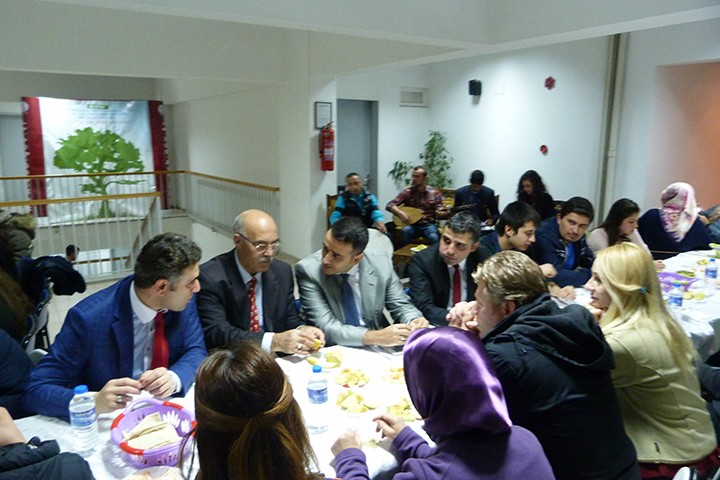 Vali Yavuz Herfene Gecesi’ne Katıldı 10