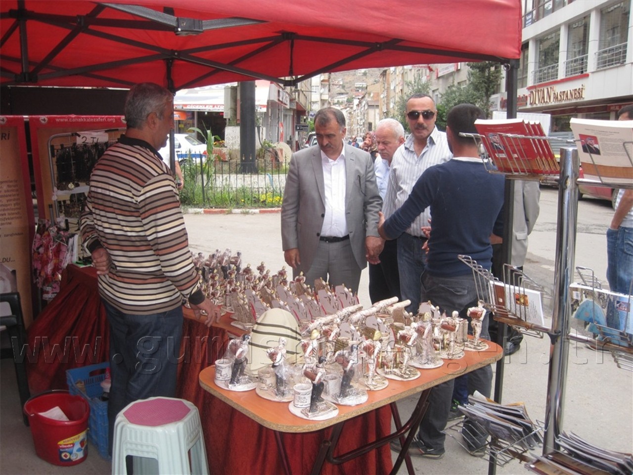 Çanakkale Tırı Belediyenin Katkılarıyla Gümüşhane'de 7