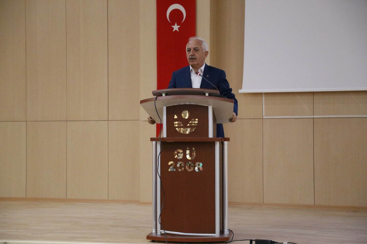 GÜ 7. Lojistik Eğitim Standartları Çalıştayı’na ev sahipliği yaptı 8