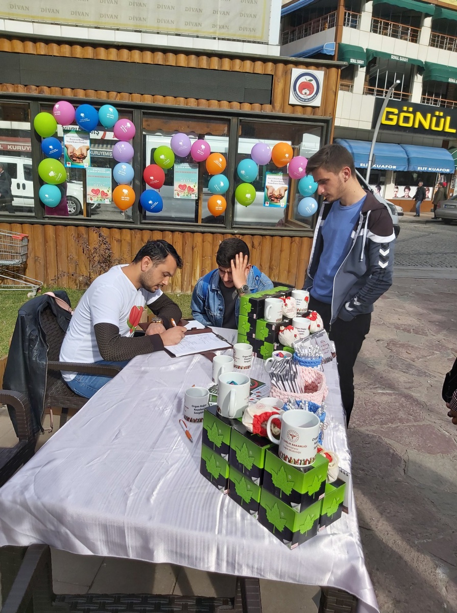 Gümüşhane Devlet Hastanesi organ bağışı standı açtı 5
