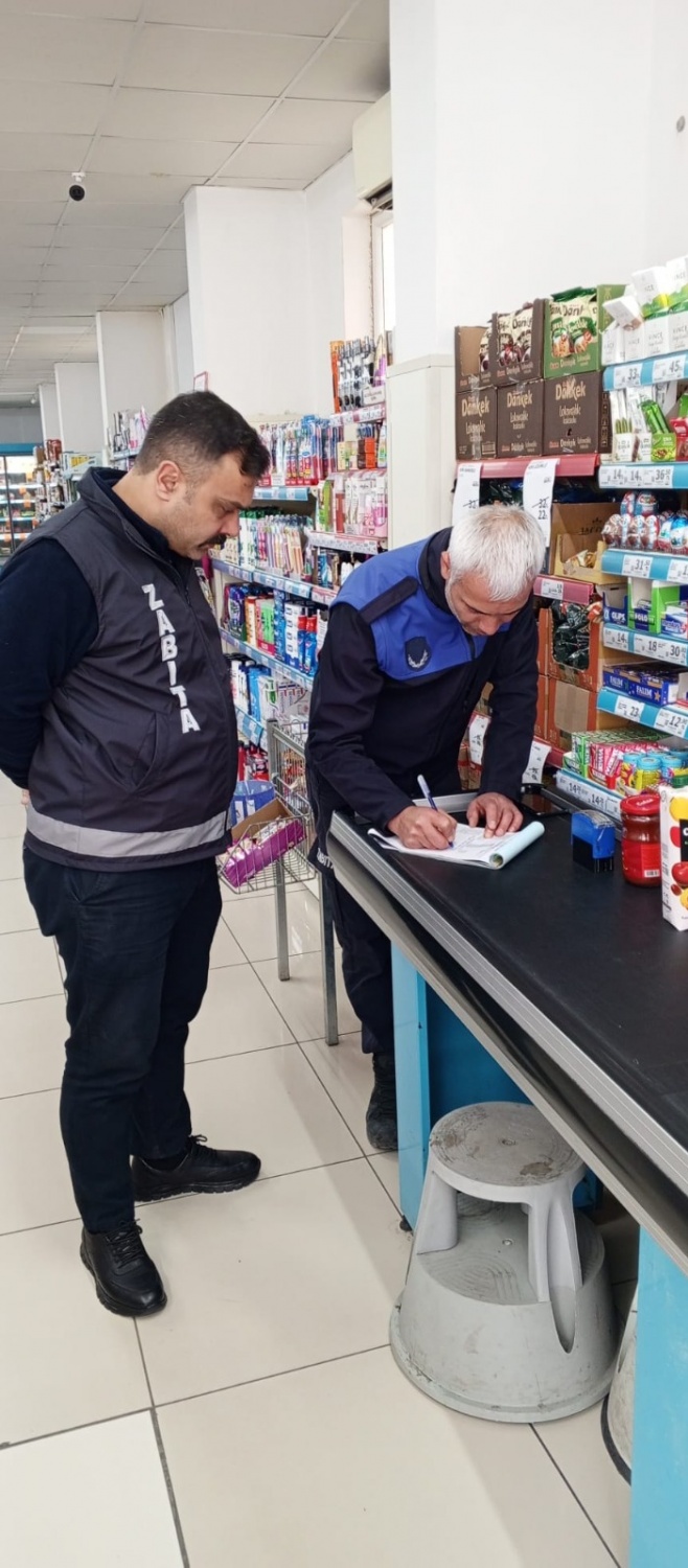 Zabıta ekiplerinden yılbaşı öncesi sıkı denetim 13