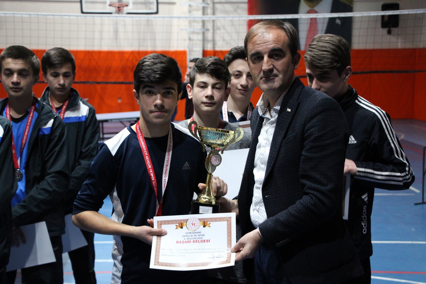 Masatenisi müsabakaları sona erdi 5