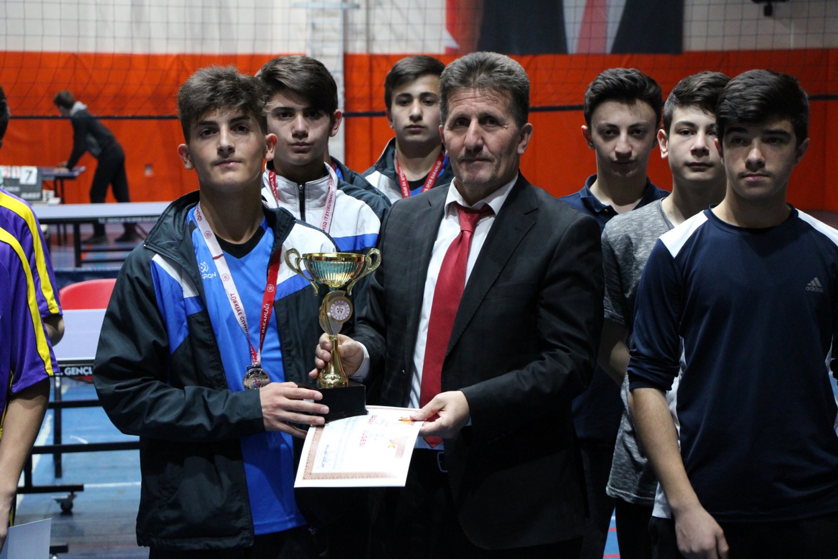 Masatenisi müsabakaları sona erdi 6