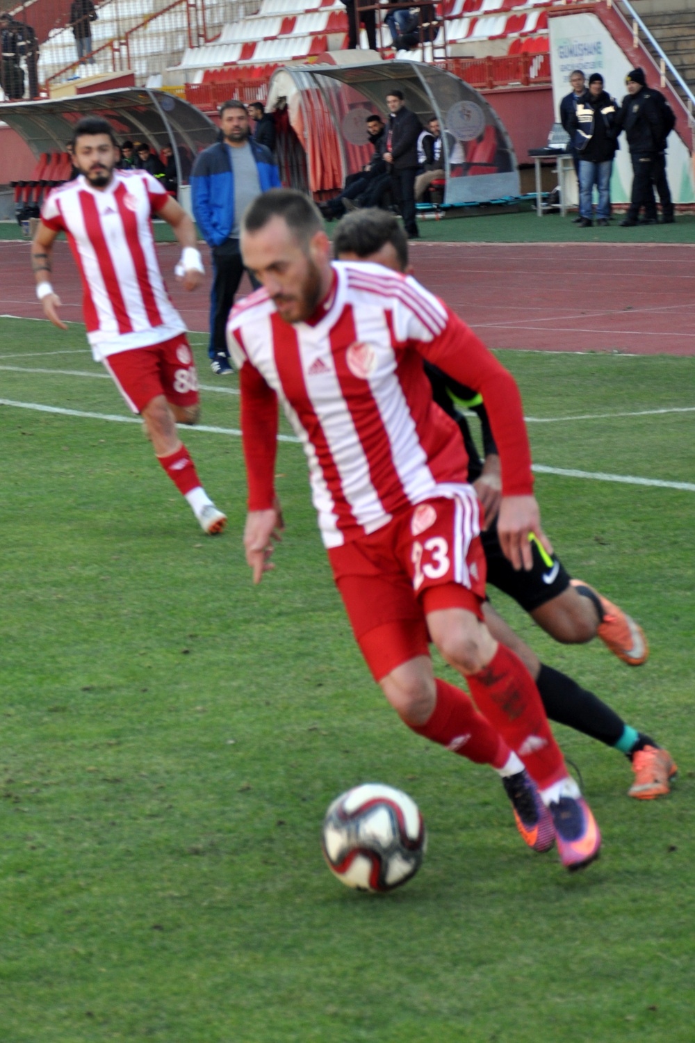 Gümüş evinde güldü: 3-1 9