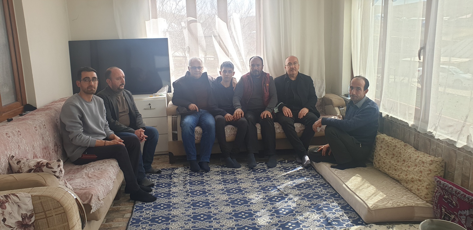 GÜ heyetinden deprem bölgesine taziye ziyareti 5