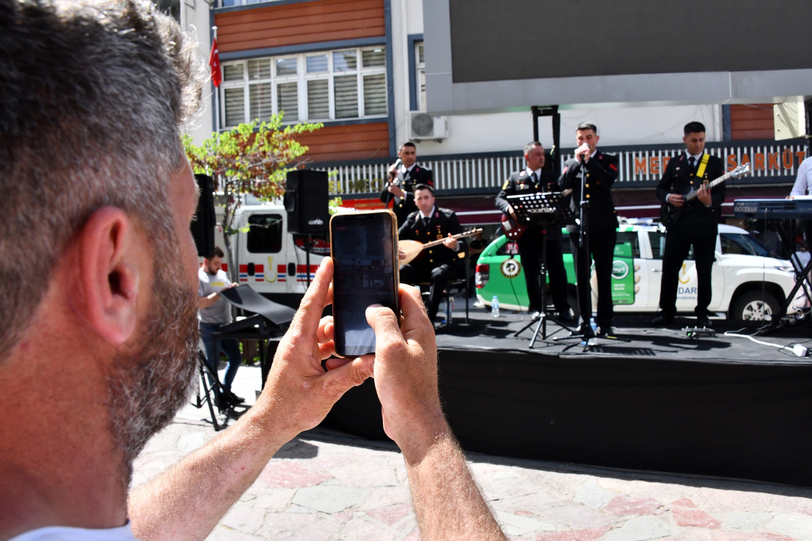Jandarma’nın sergi ve konserine yoğun ilgi 6