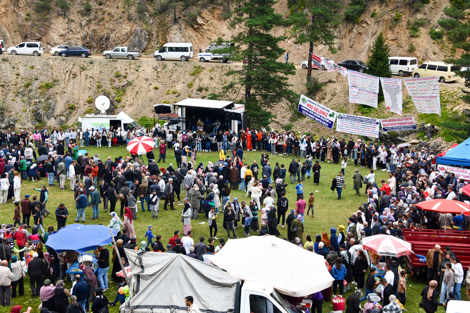 Kürtün'de 13. Harmancık Yayla Şenliği yapıldı 13