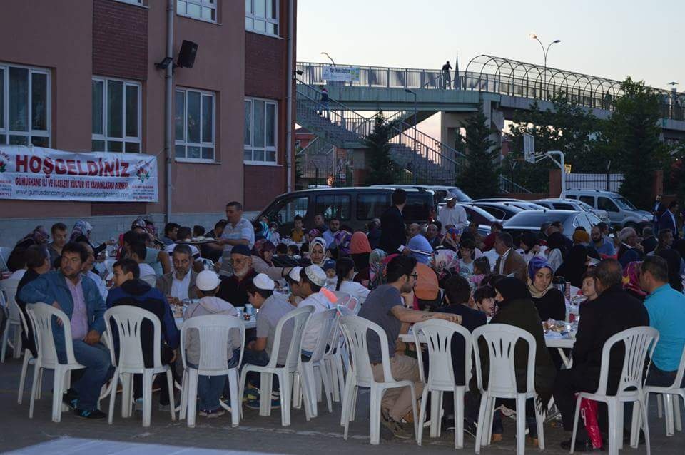 GÜMÜŞ-DER’den iftar programı 15
