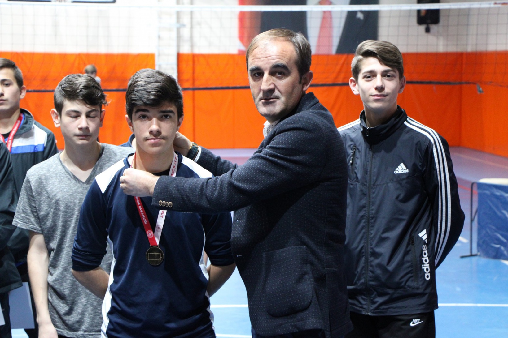 Masatenisi müsabakaları sona erdi 1