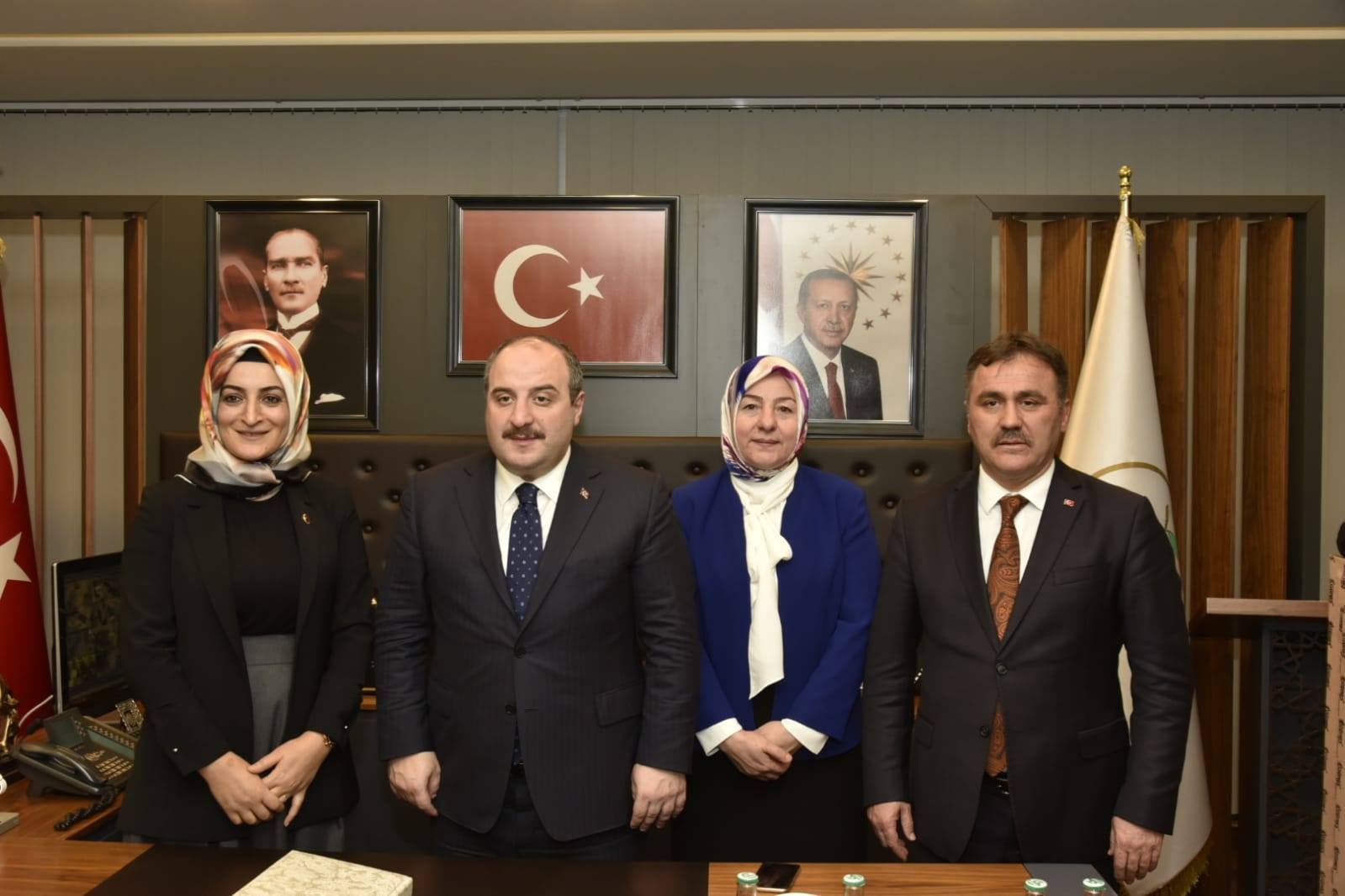 Bakan Varank Gümüşhane’den ayrıldı 1