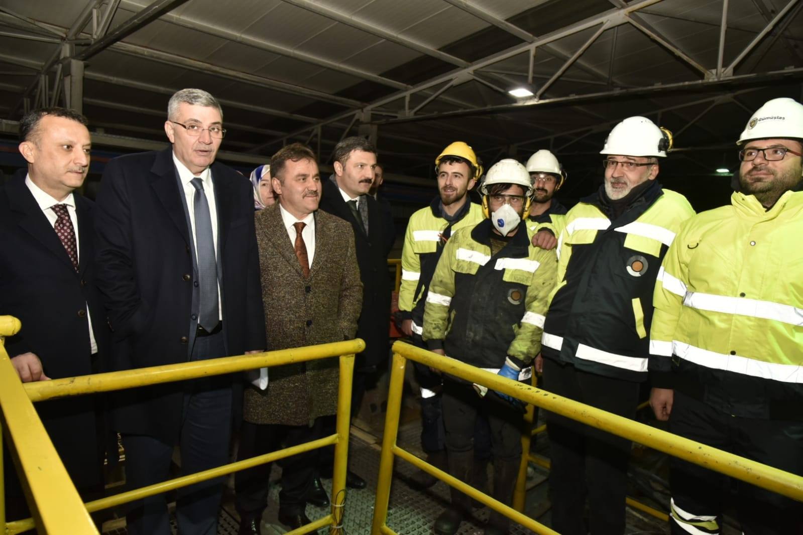 Bakan Varank Gümüşhane’den ayrıldı 3