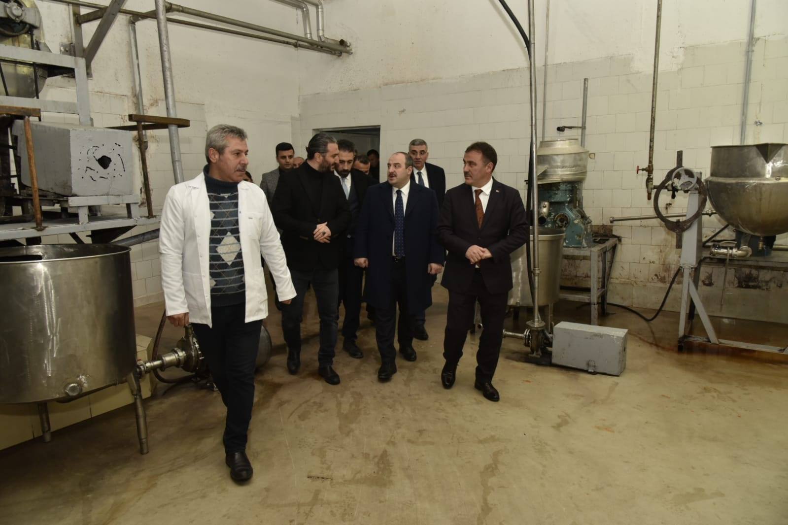 Bakan Varank Gümüşhane’den ayrıldı 12