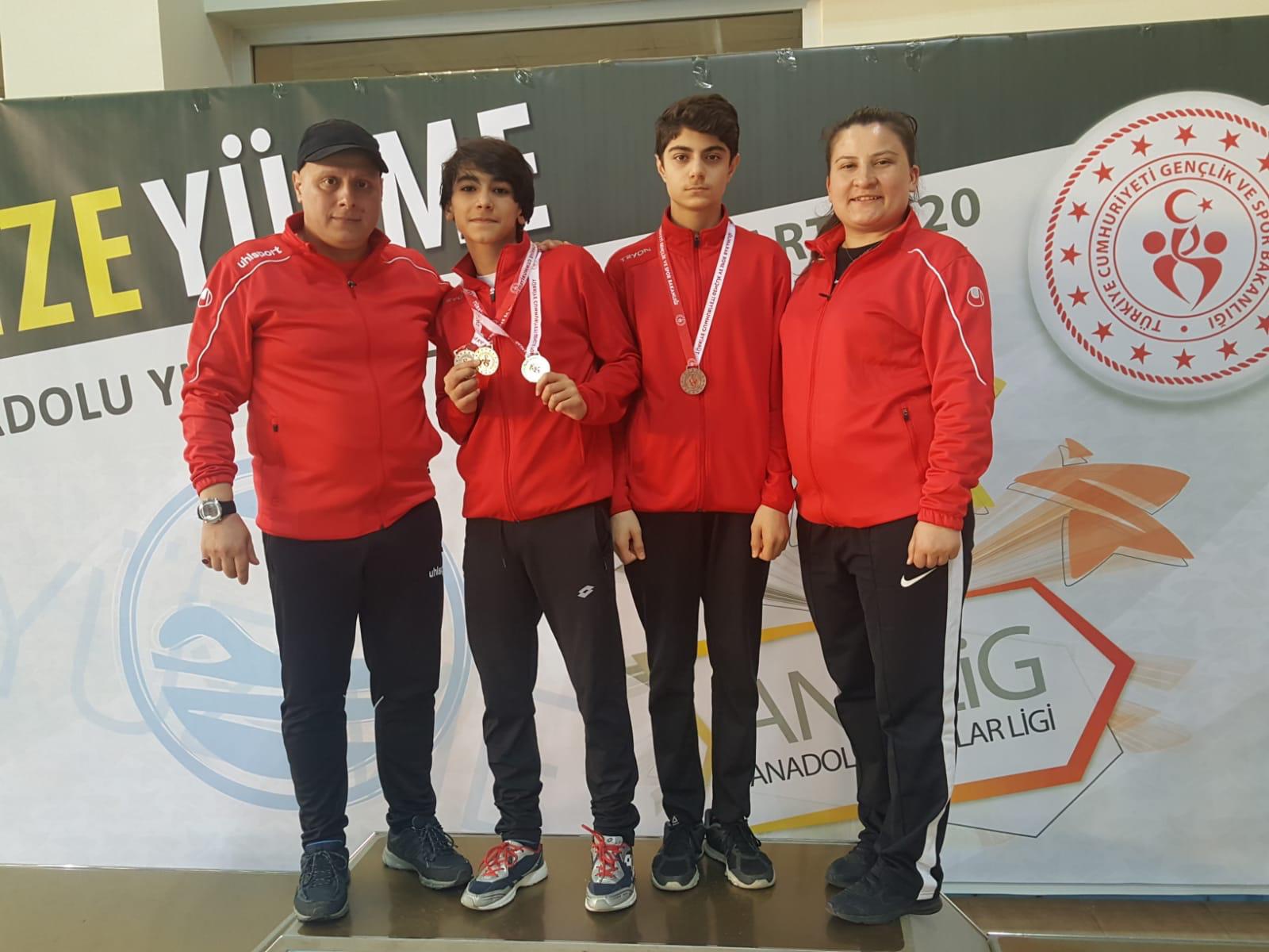 Yüzücülerimiz Rize’den 5 madalya ile döndü 3