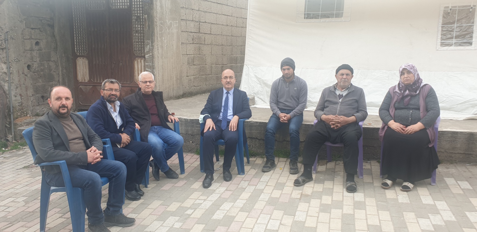 GÜ heyetinden deprem bölgesine taziye ziyareti 3